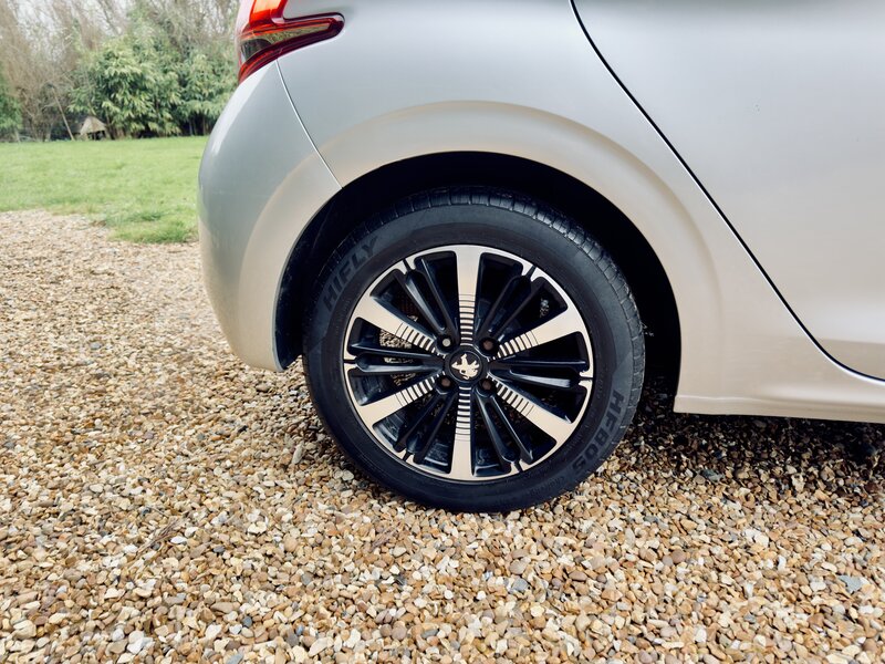 Used Peugeot 208 2016 for sale - 77187294: Photo 5