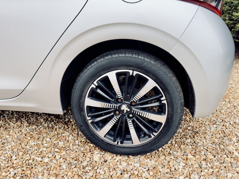 Used Peugeot 208 2016 for sale - 77187294: Photo 7