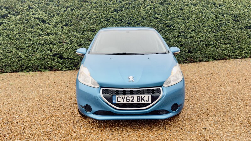 Used Peugeot 208 for sale - 77477039: Photo 2