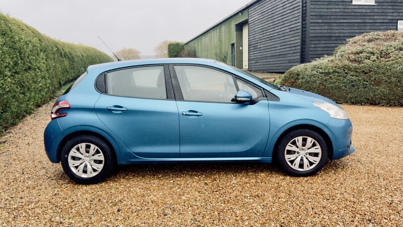 Used Peugeot 208 for sale - 77477039: Photo 4