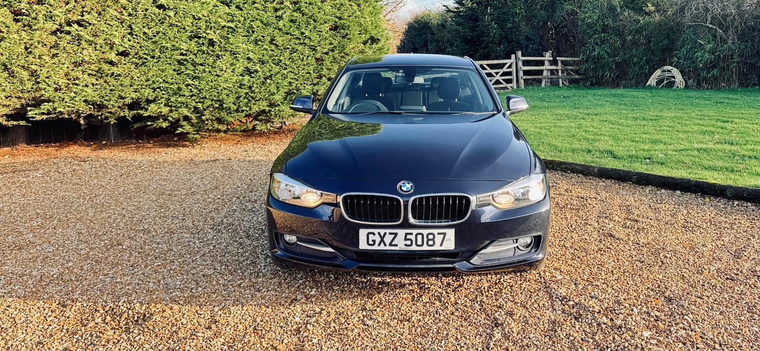 Used BMW 3 Series 2014 for sale - 76892376: Photo 2