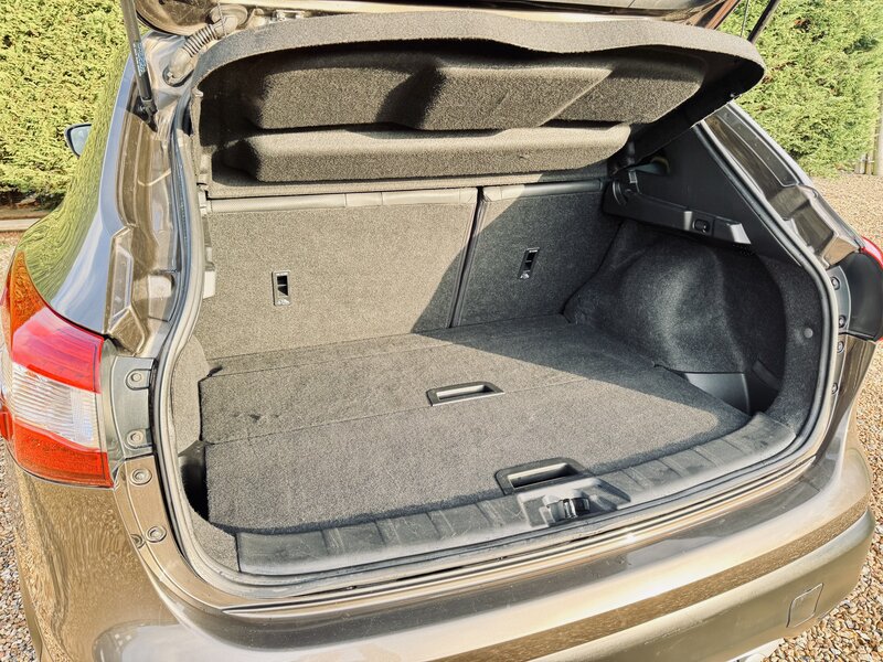 Used Nissan Qashqai 2014 for sale - 77002057: Photo 28