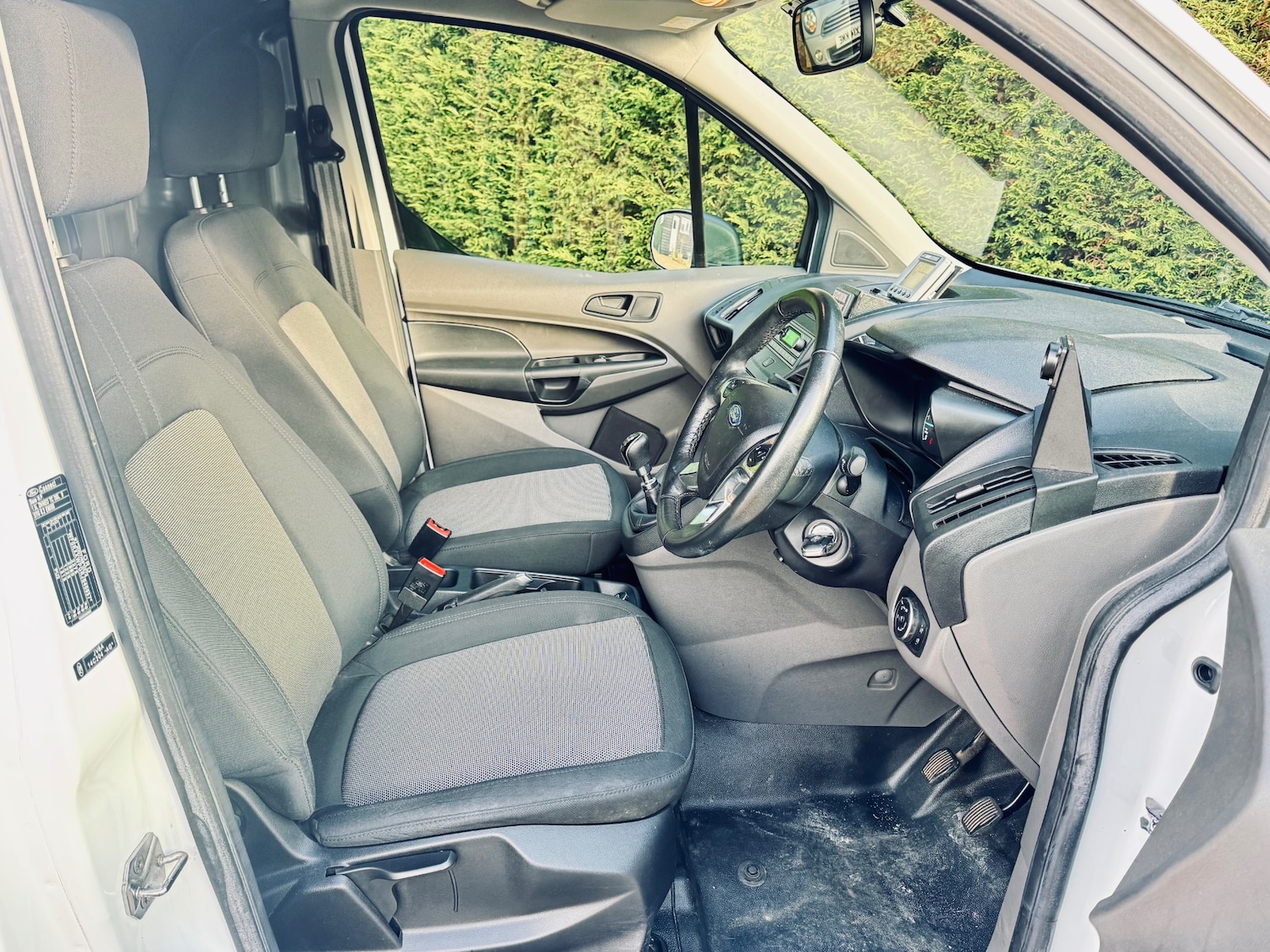 Used Ford Transit Connect 2018 for sale - 76892369: Photo 21