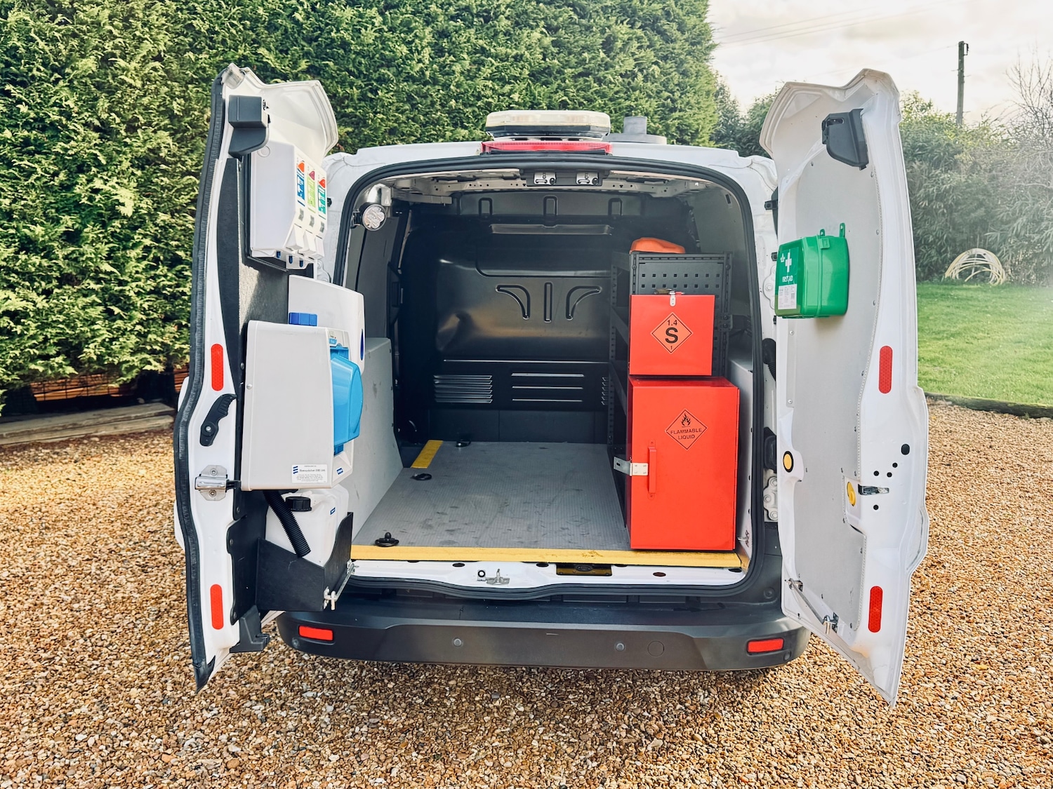 Used Ford Transit Connect 2018 for sale - 76892369: Photo 30