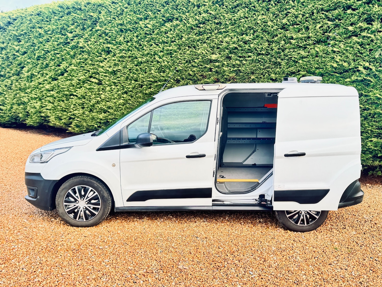 Used Ford Transit Connect 2018 for sale - 76892369: Photo 6