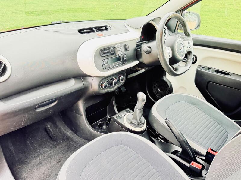 Used Renault Twingo 2016 for sale - 76920134: Photo 14