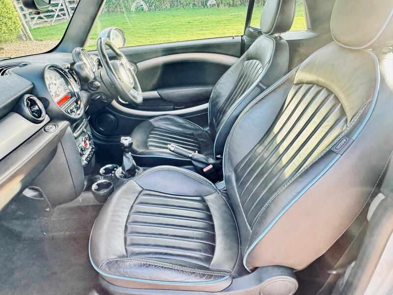 Used MINI Convertible 2014 for sale - 77354985: Photo 18