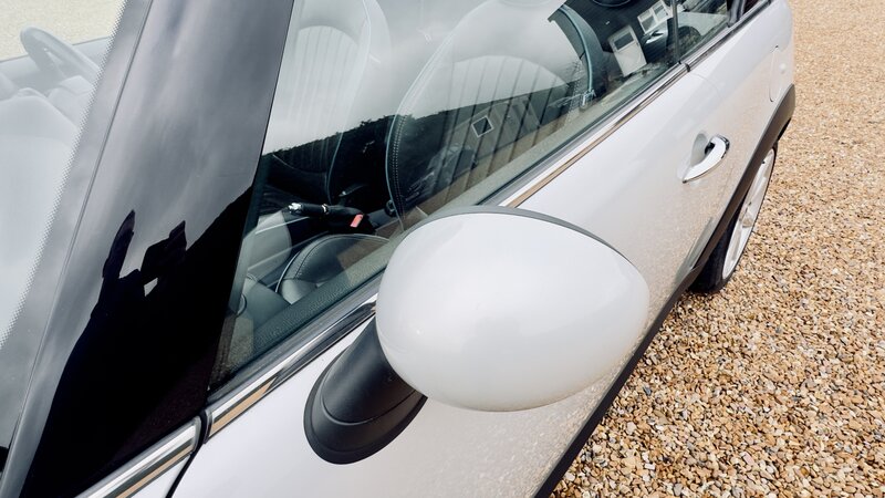 Used MINI Convertible 2014 for sale - 77354985: Photo 39