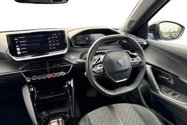 Used Peugeot 2008 2023 for sale - 76218635: Photo 17