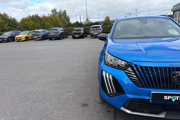 Used Peugeot 2008 2023 for sale - 76218635: Photo 24