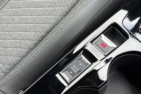 Used Peugeot 2008 2023 for sale - 76218635: Photo 54