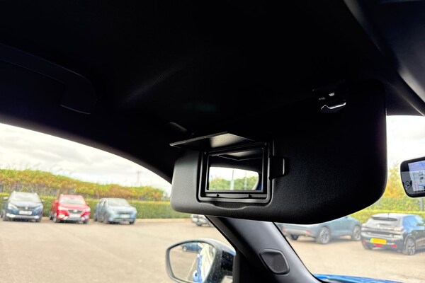 Used Peugeot 2008 2023 for sale - 76218635: Photo 60