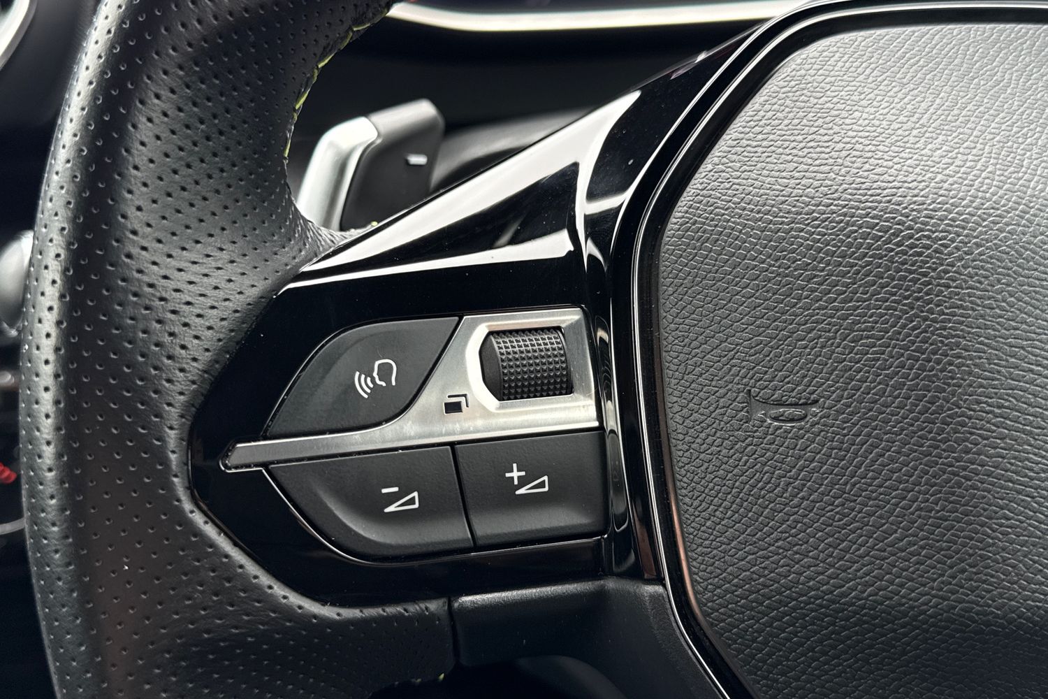 Used Peugeot 2008 2022 for sale - 78177876: Photo 36