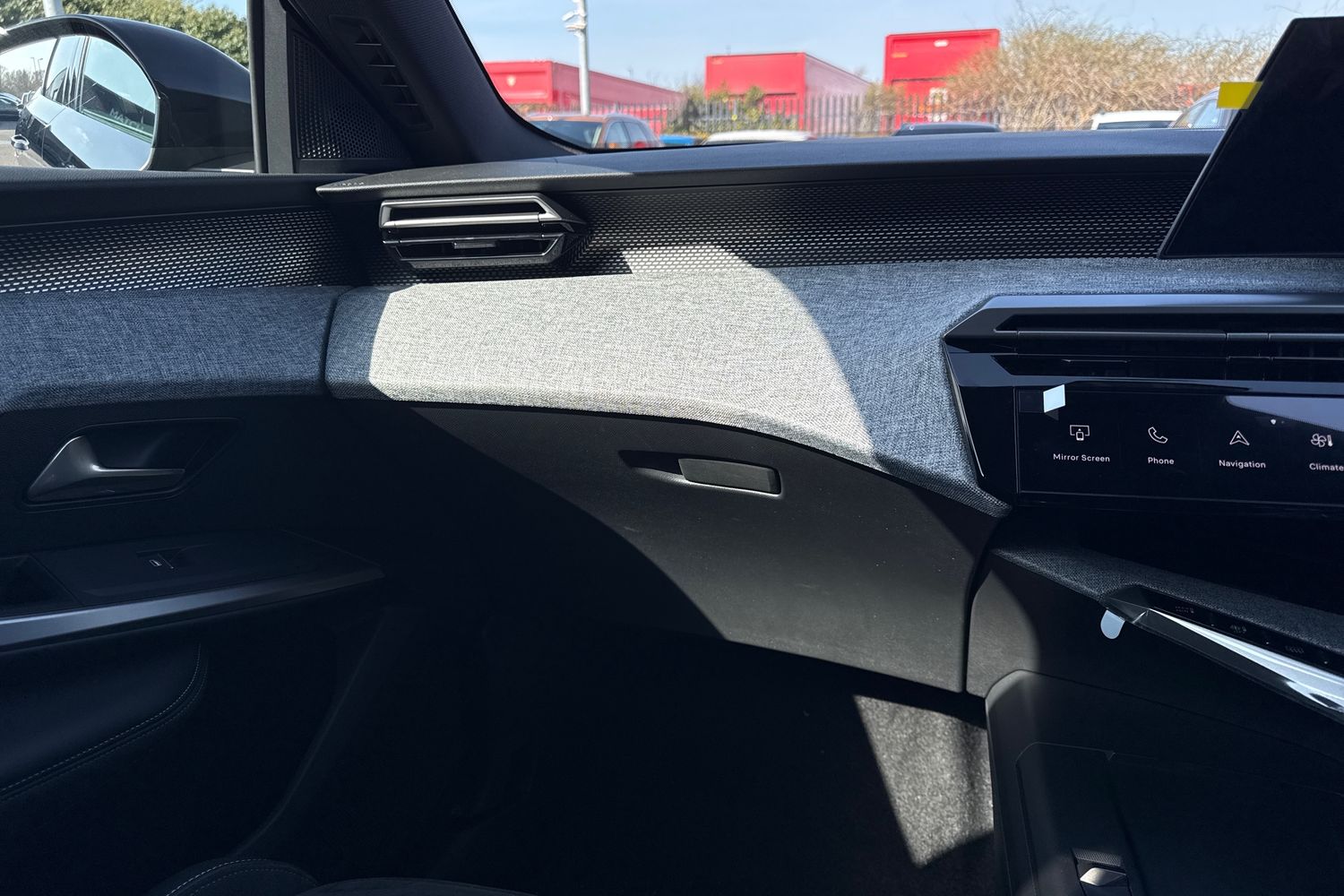 Used Peugeot E-3008 2026 for sale - 76250629: Photo 19