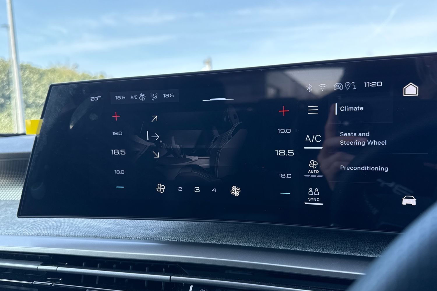 Used Peugeot E-3008 2026 for sale - 76250629: Photo 21