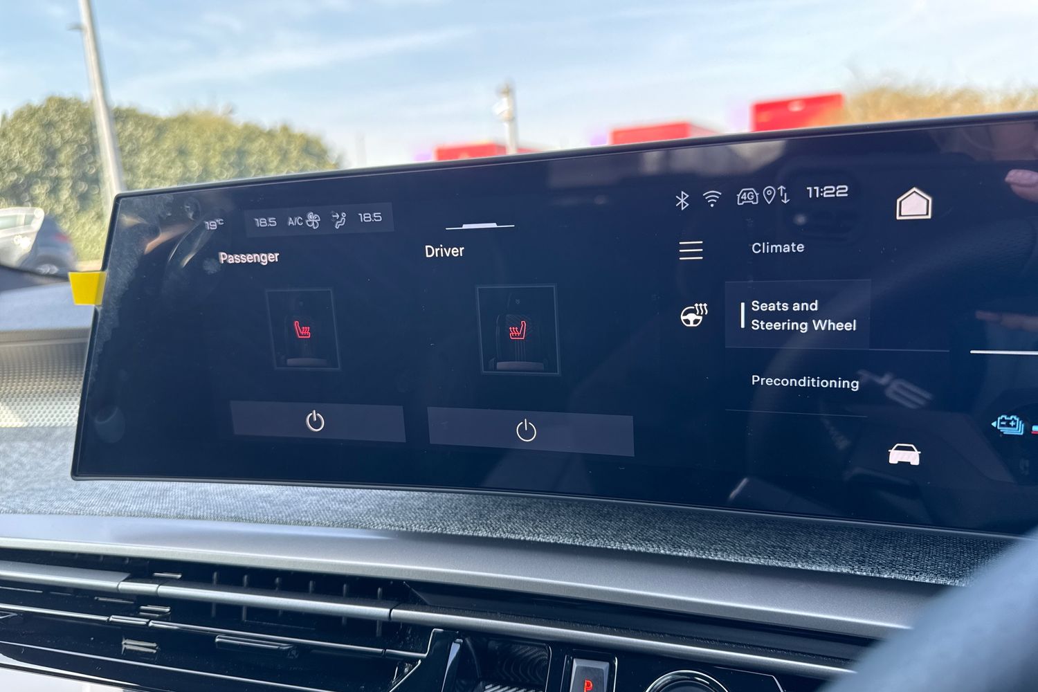 Used Peugeot E-3008 2026 for sale - 76250629: Photo 52