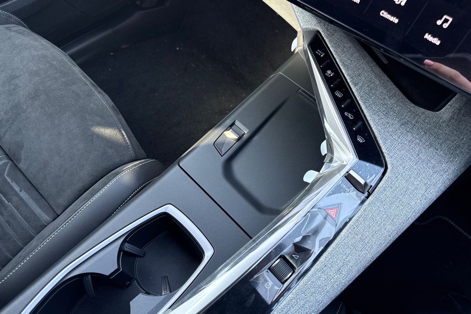 Used Peugeot E-3008 2026 for sale - 76250629: Photo 57