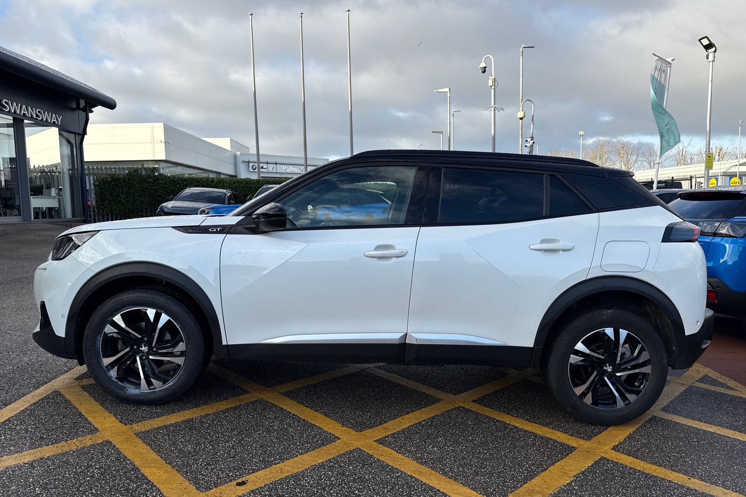 Used Peugeot 2008 2022 for sale - 77128881: Photo 29