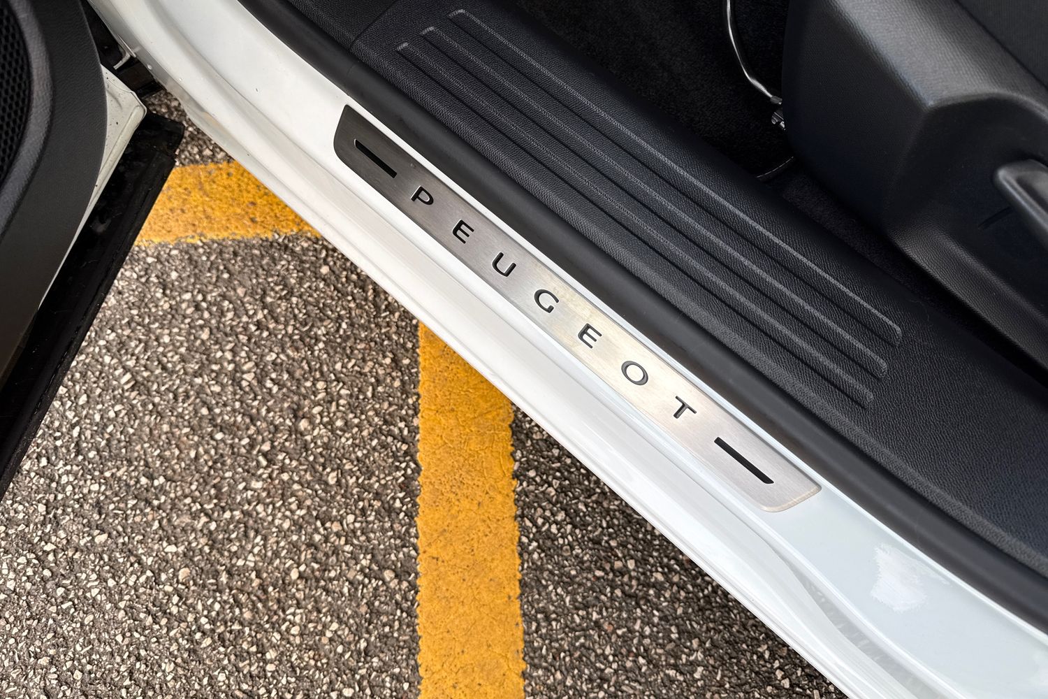 Used Peugeot 2008 2022 for sale - 77128881: Photo 33