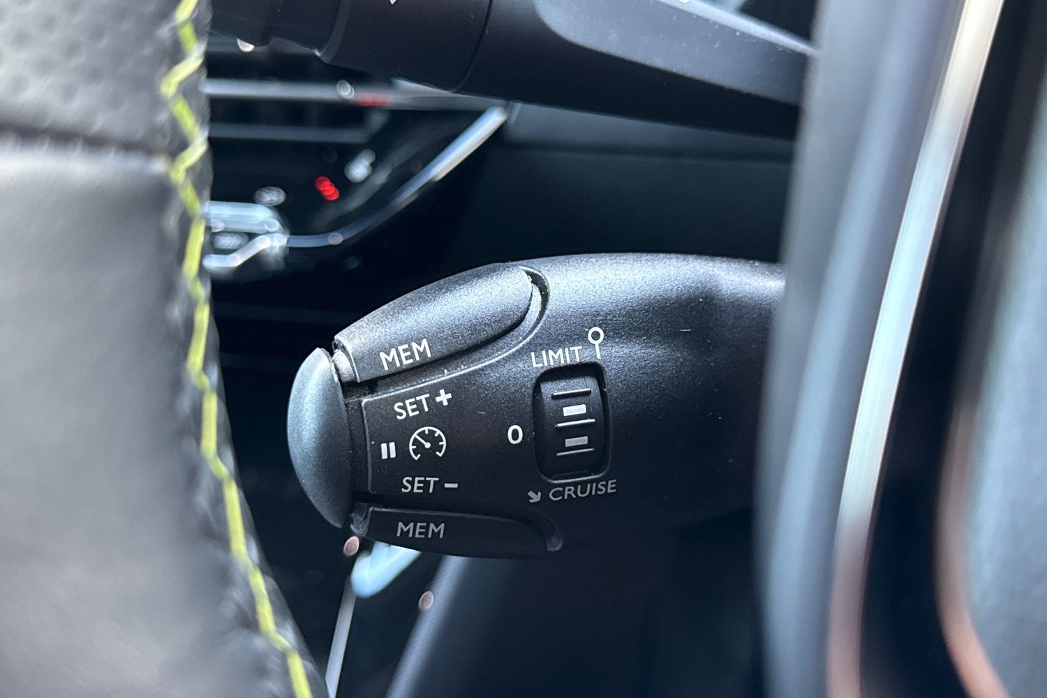 Used Peugeot 2008 2022 for sale - 77128881: Photo 39