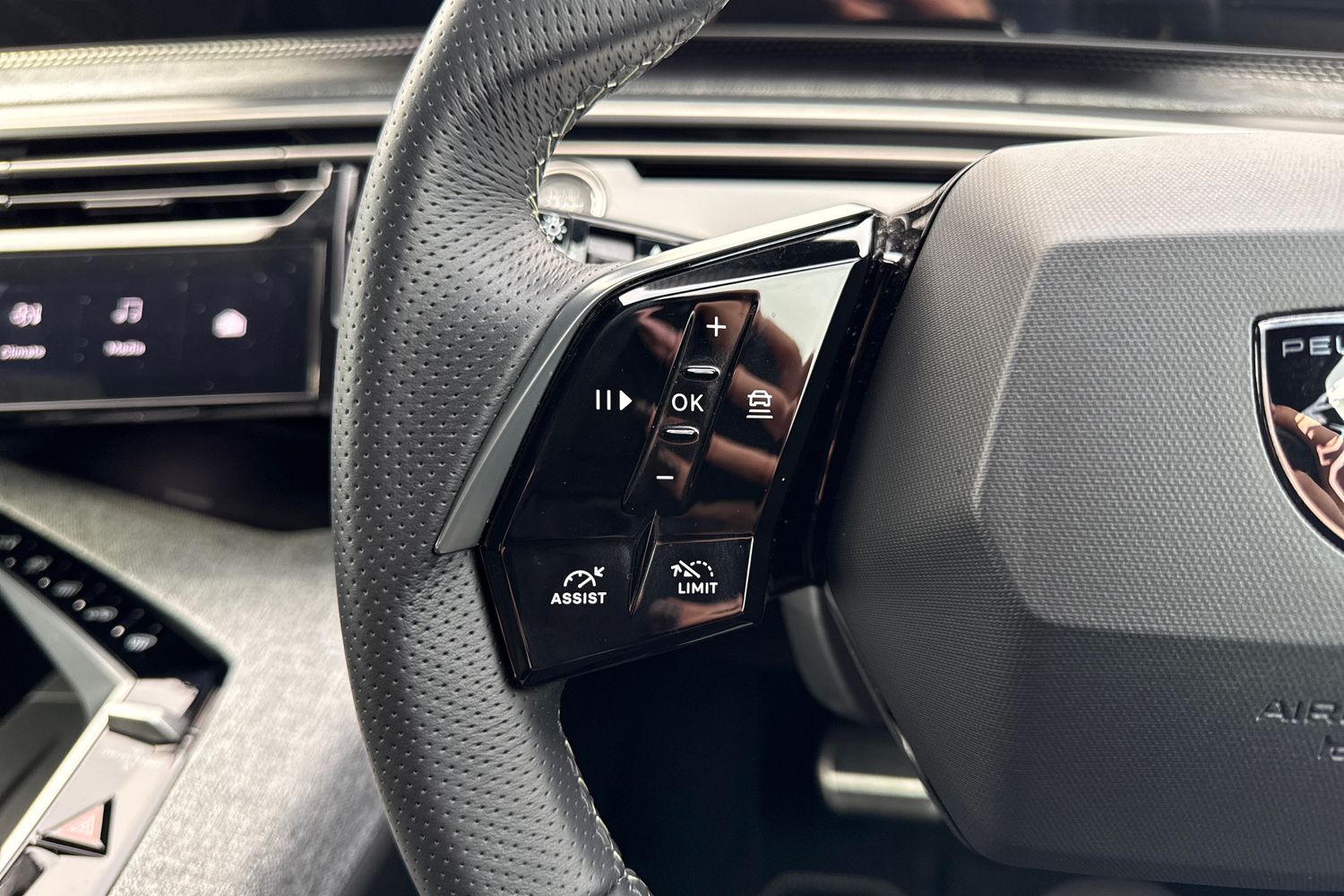 Used Peugeot 3008 2025 for sale - 76509136: Photo 38