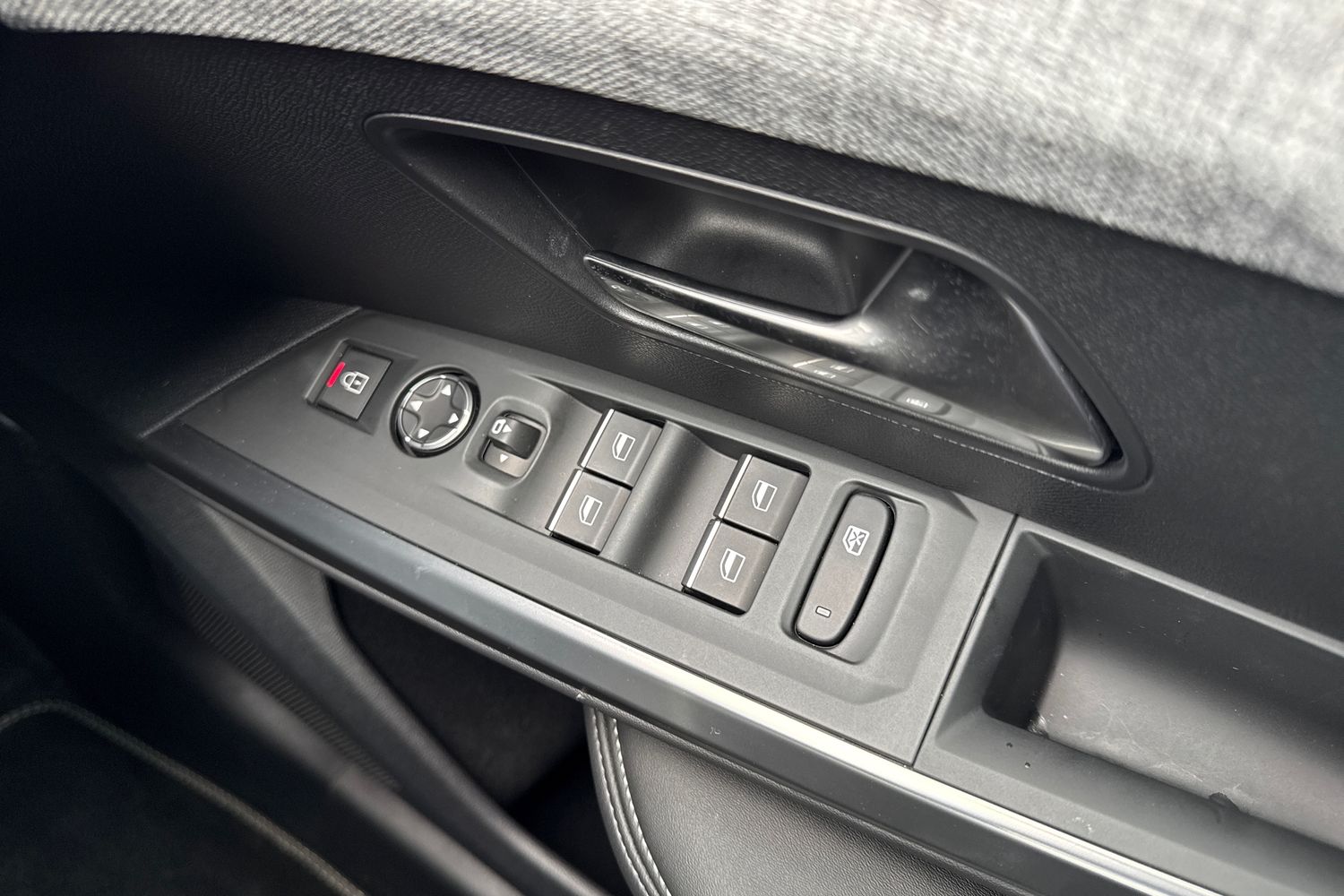 Used Peugeot 3008 2025 for sale - 76509136: Photo 42