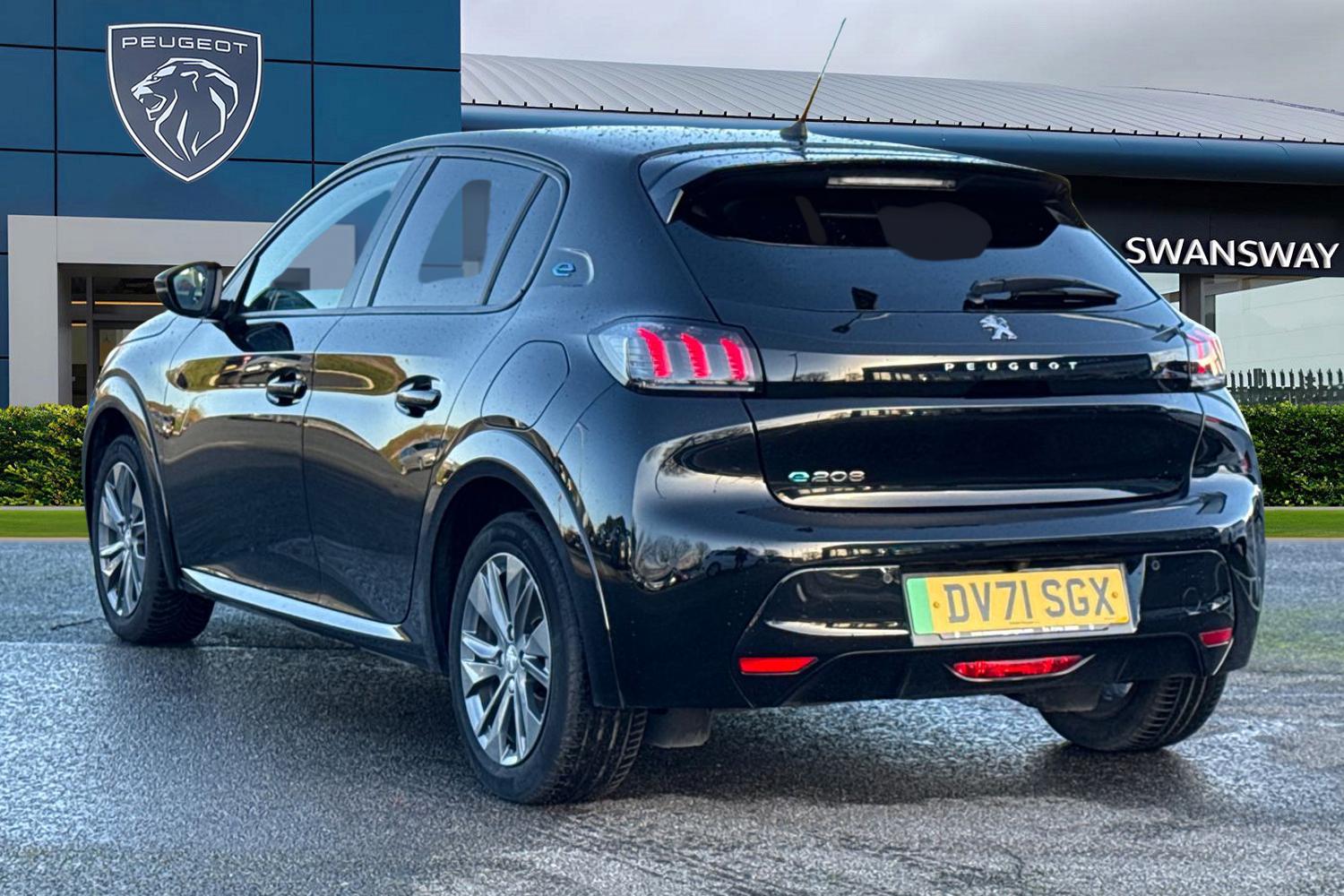 Used Peugeot E-208 2021 for sale - 76902611: Photo 2