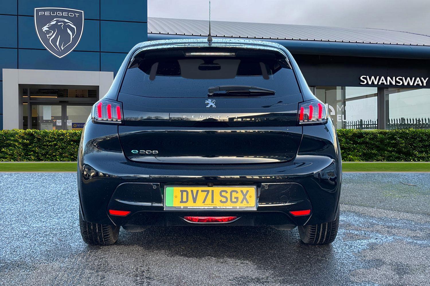 Used Peugeot E-208 2021 for sale - 76902611: Photo 4