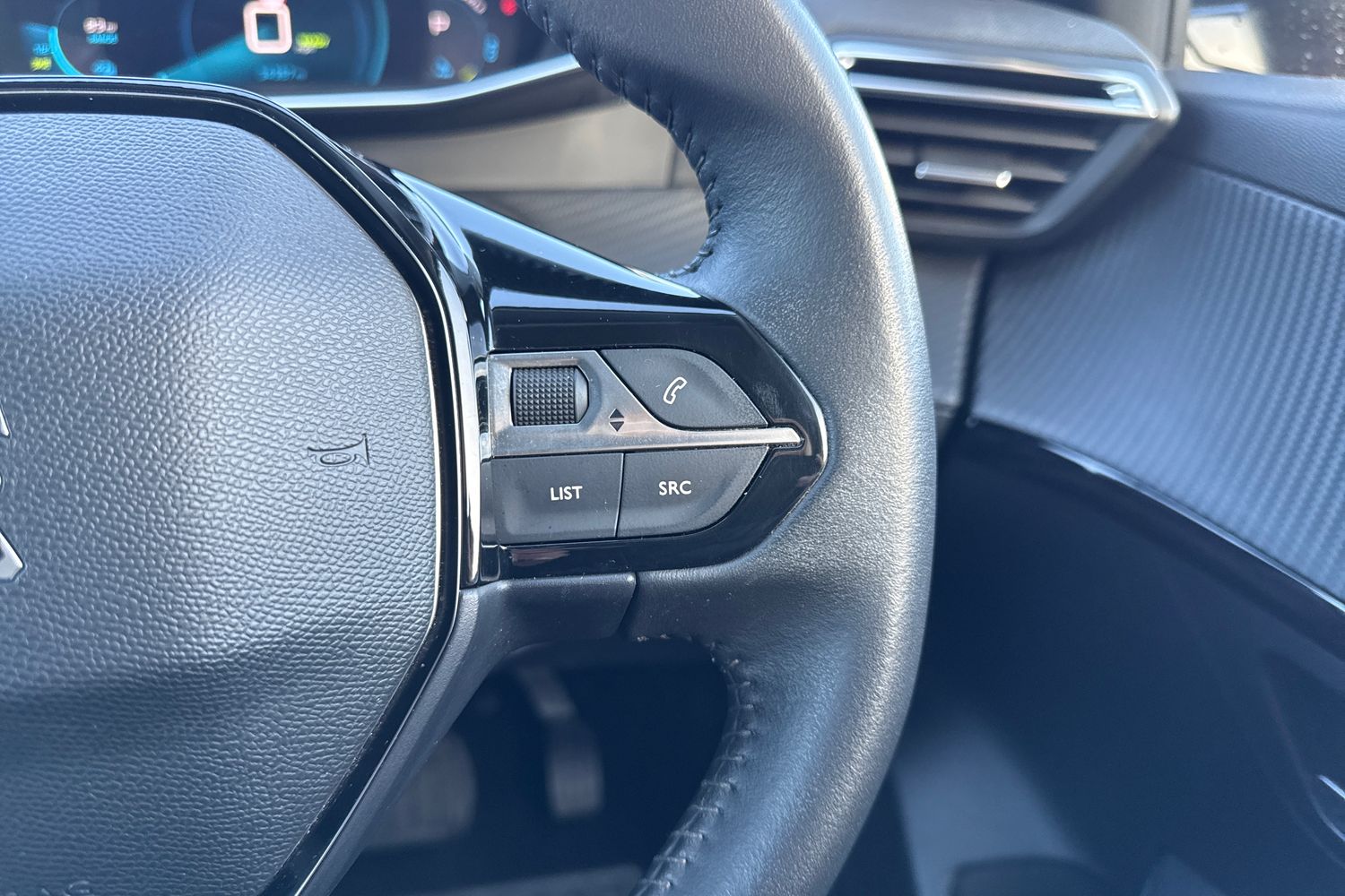 Used Peugeot E-208 2021 for sale - 76902611: Photo 40