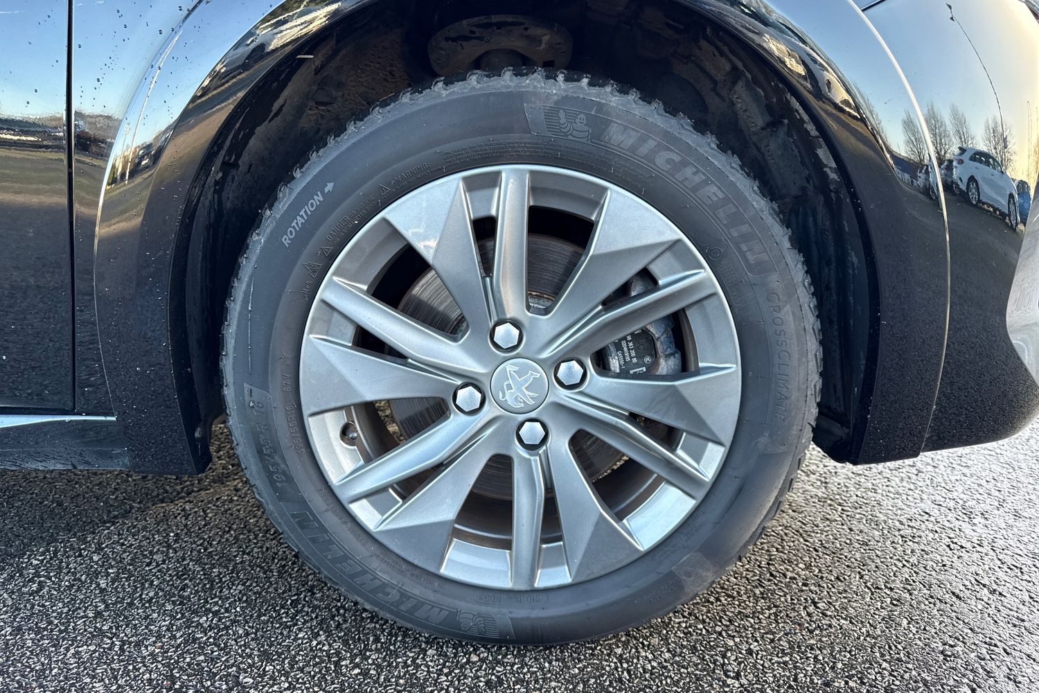 Used Peugeot E-208 2021 for sale - 76902611: Photo 9