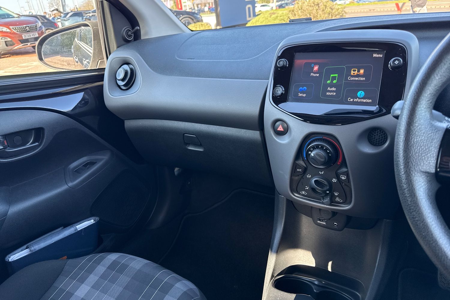 Used Peugeot 108 2018 for sale - 77747686: Photo 43