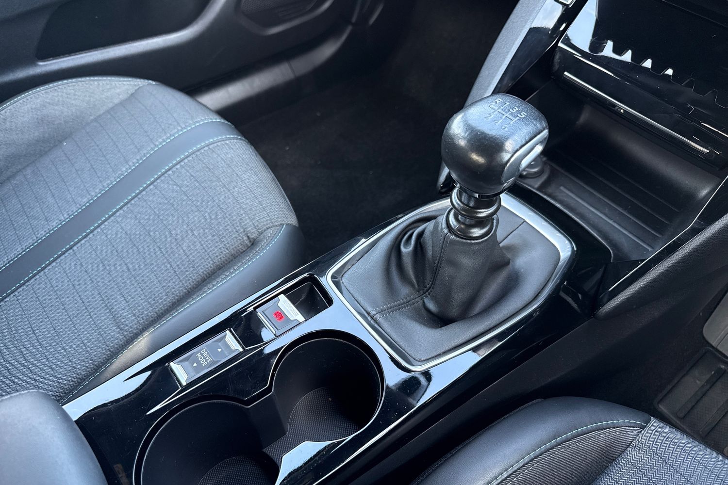 Used Peugeot 2008 2023 for sale - 77943899: Photo 22