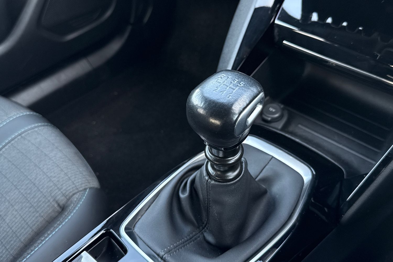 Used Peugeot 2008 2023 for sale - 77943899: Photo 56