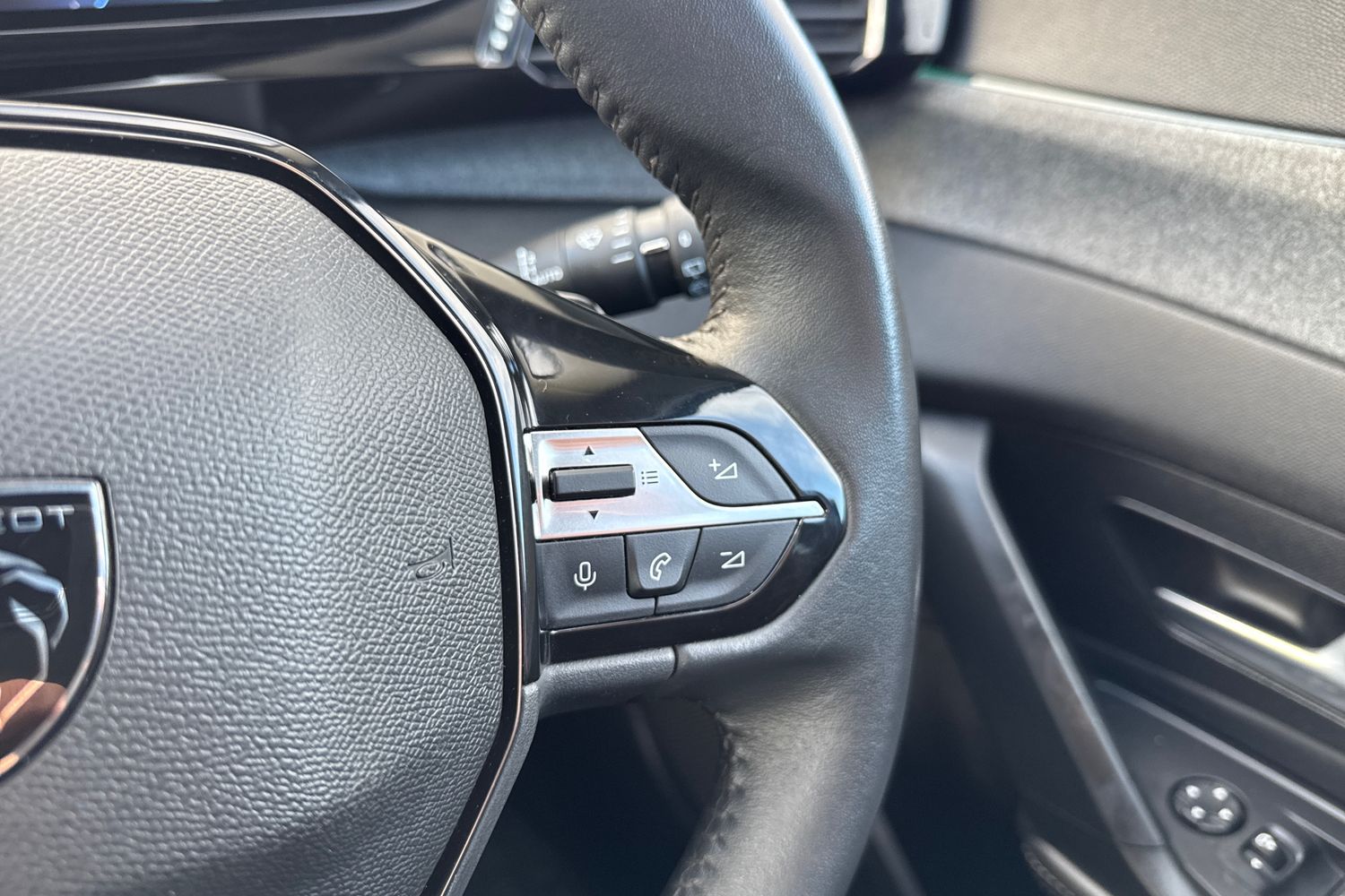 Used Peugeot 308 2022 for sale - 76805458: Photo 37