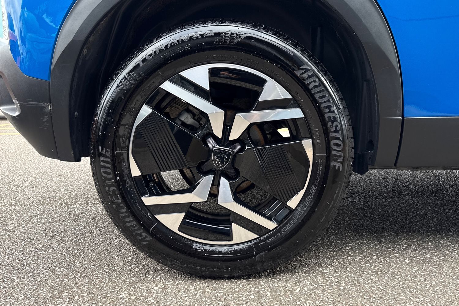 Used Peugeot 2008 2023 for sale - 77654238: Photo 6