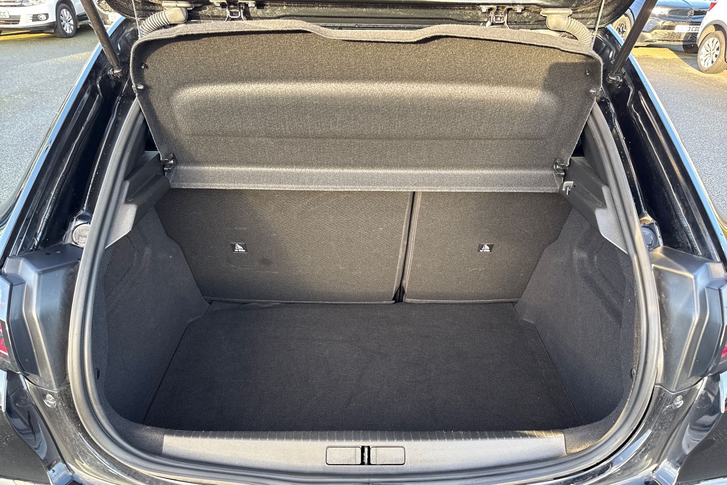 Used Peugeot 208 2025 for sale - 77006875: Photo 6