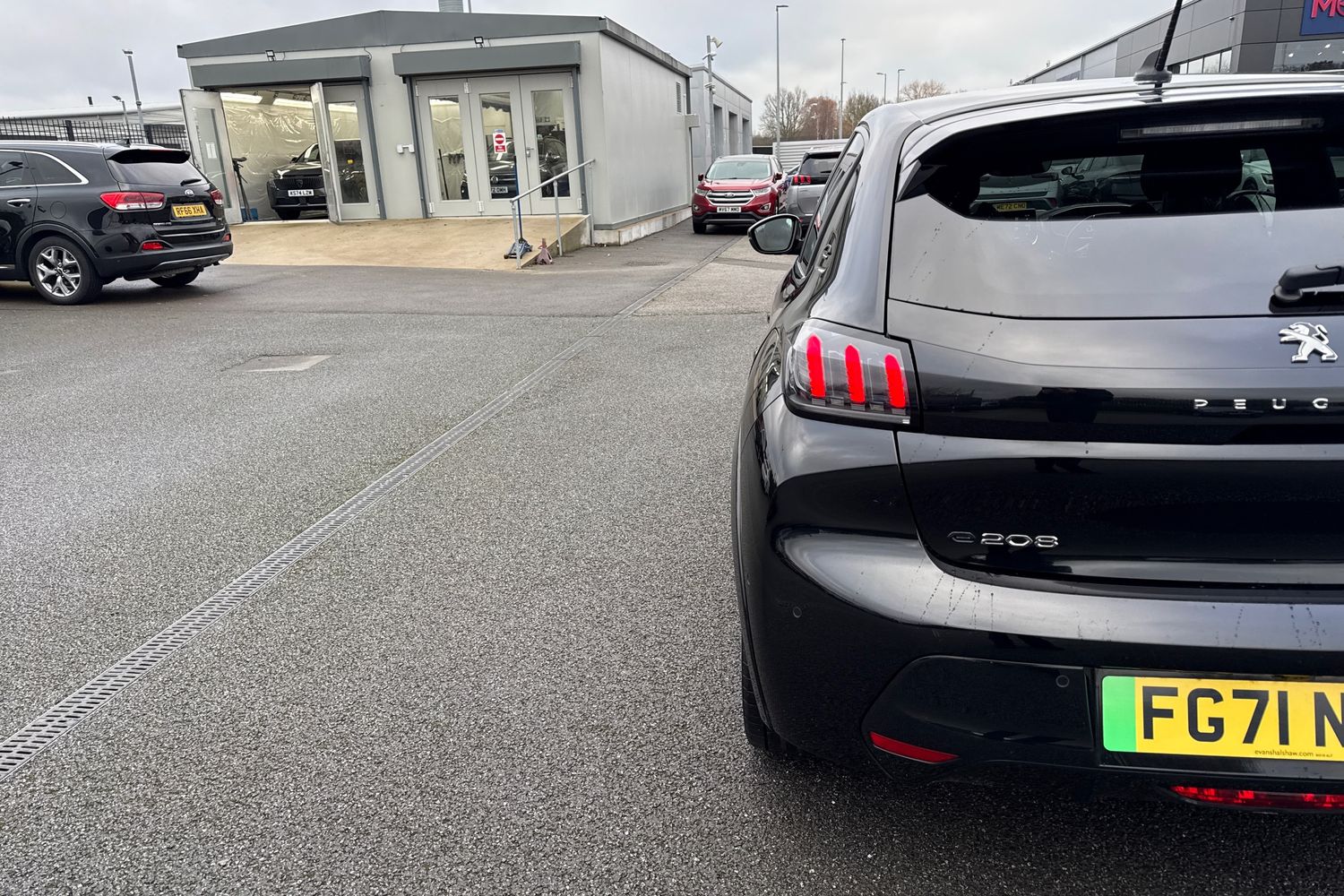 Used Peugeot 208 2021 for sale - 77443885: Photo 30