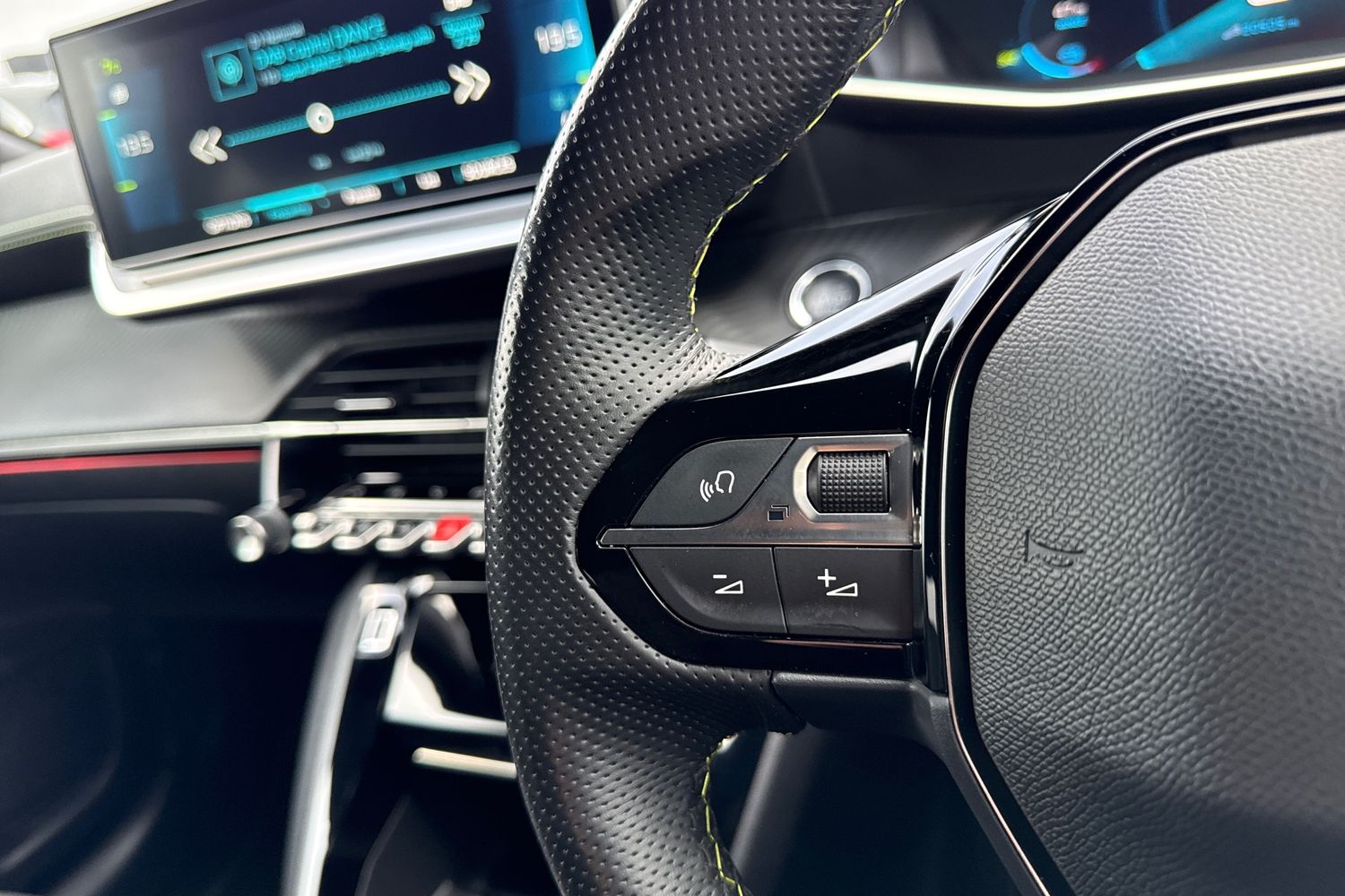 Used Peugeot 208 2021 for sale - 77443885: Photo 39