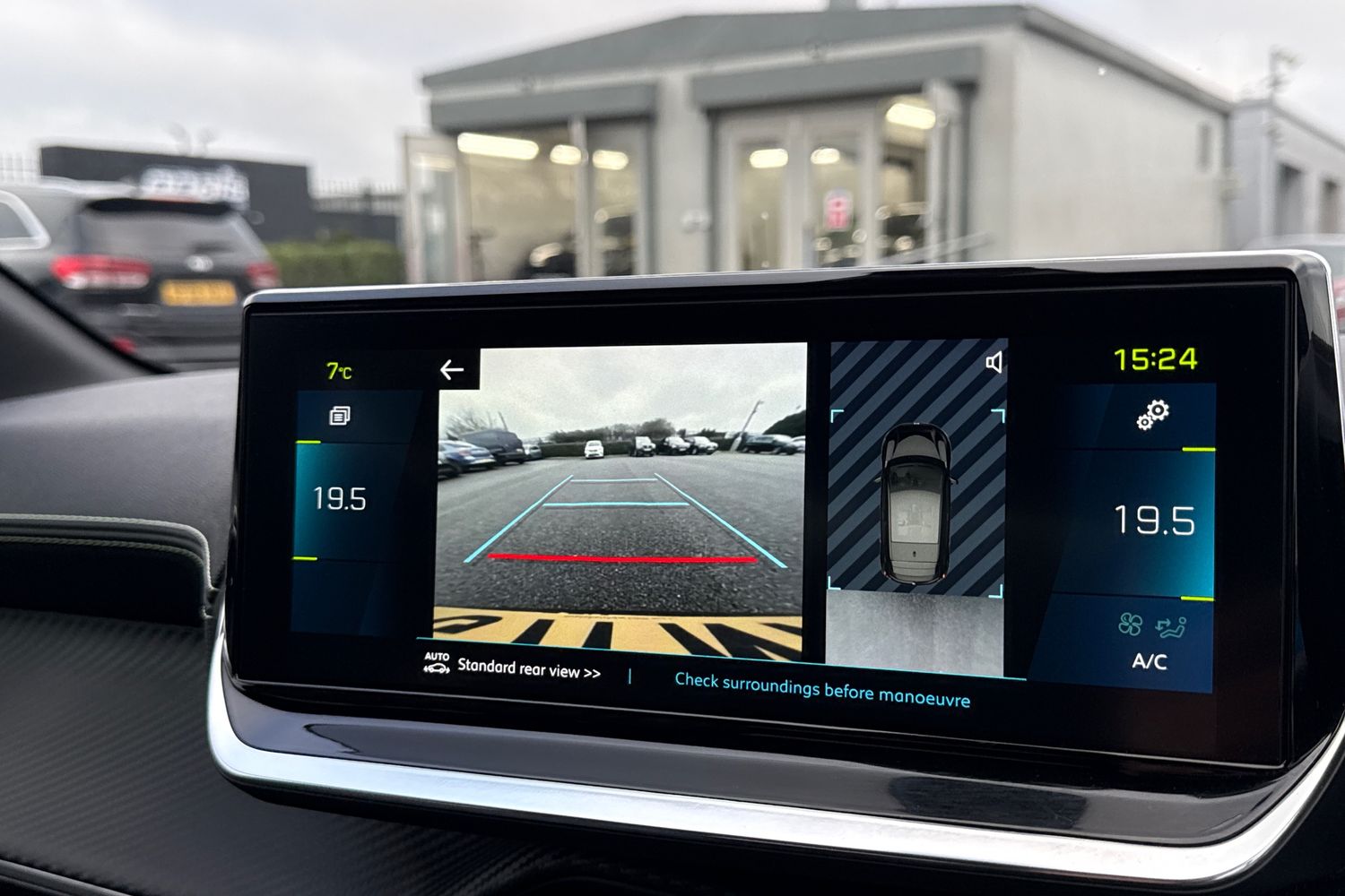 Used Peugeot 208 2021 for sale - 77443885: Photo 54