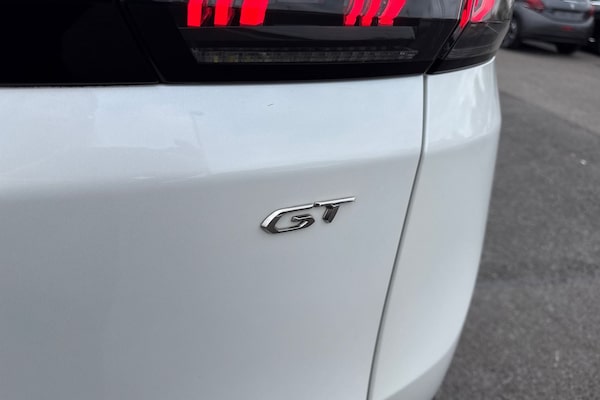 Used Peugeot 3008 2023 for sale - 76300389: Photo 32