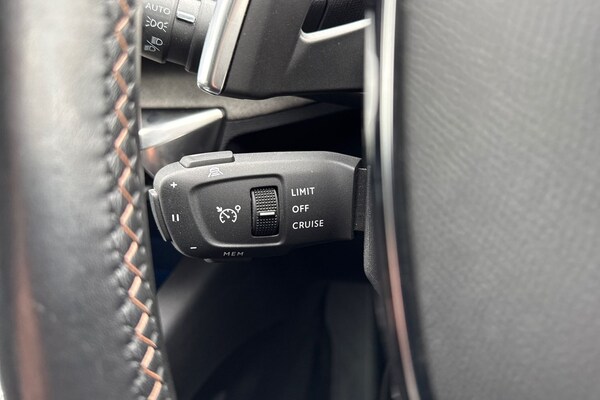 Used Peugeot 3008 2023 for sale - 76300389: Photo 41