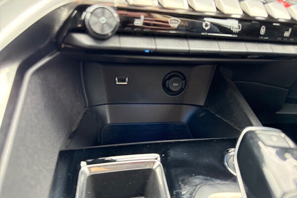 Used Peugeot 3008 2023 for sale - 76300389: Photo 56