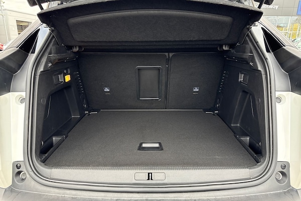 Used Peugeot 3008 2023 for sale - 76300389: Photo 6