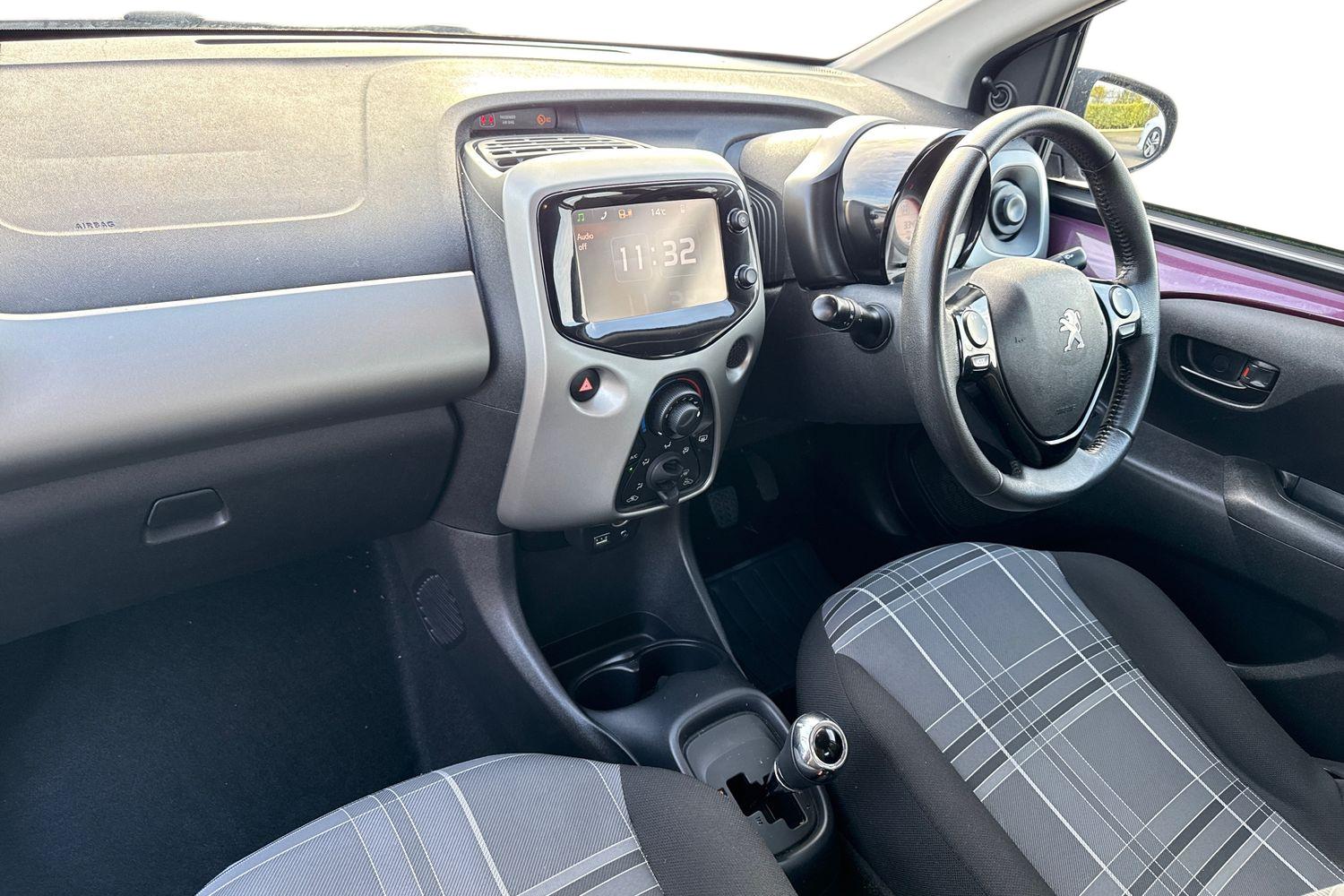 Used Peugeot 108 2016 for sale - 76495237: Photo 14