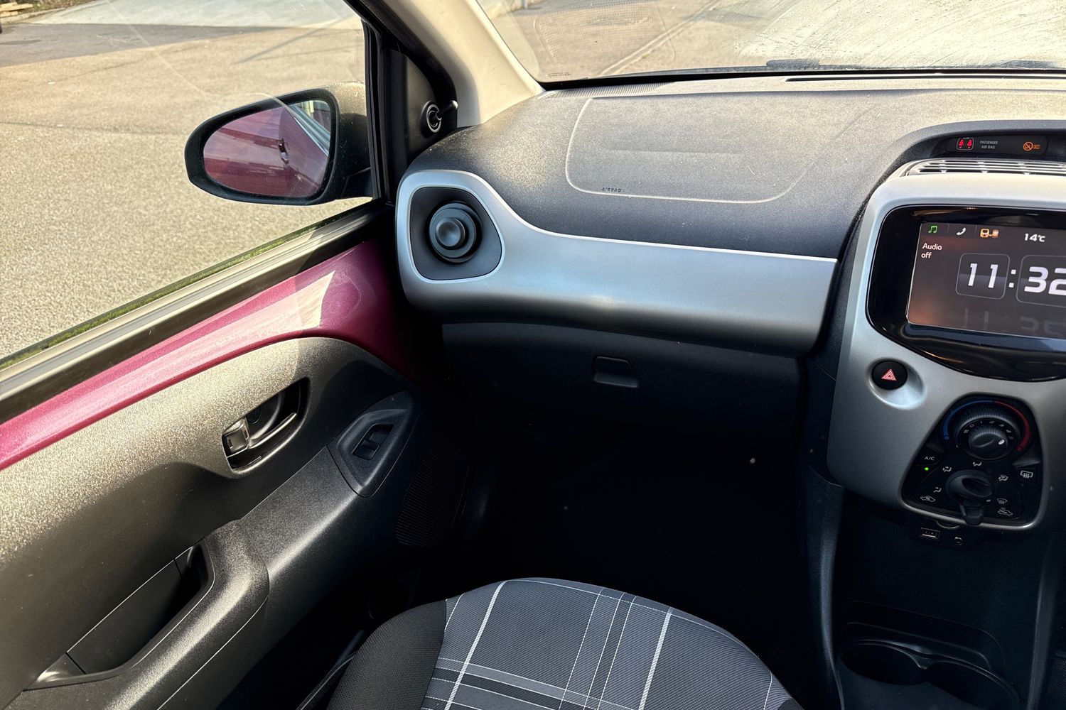 Used Peugeot 108 2016 for sale - 76495237: Photo 19