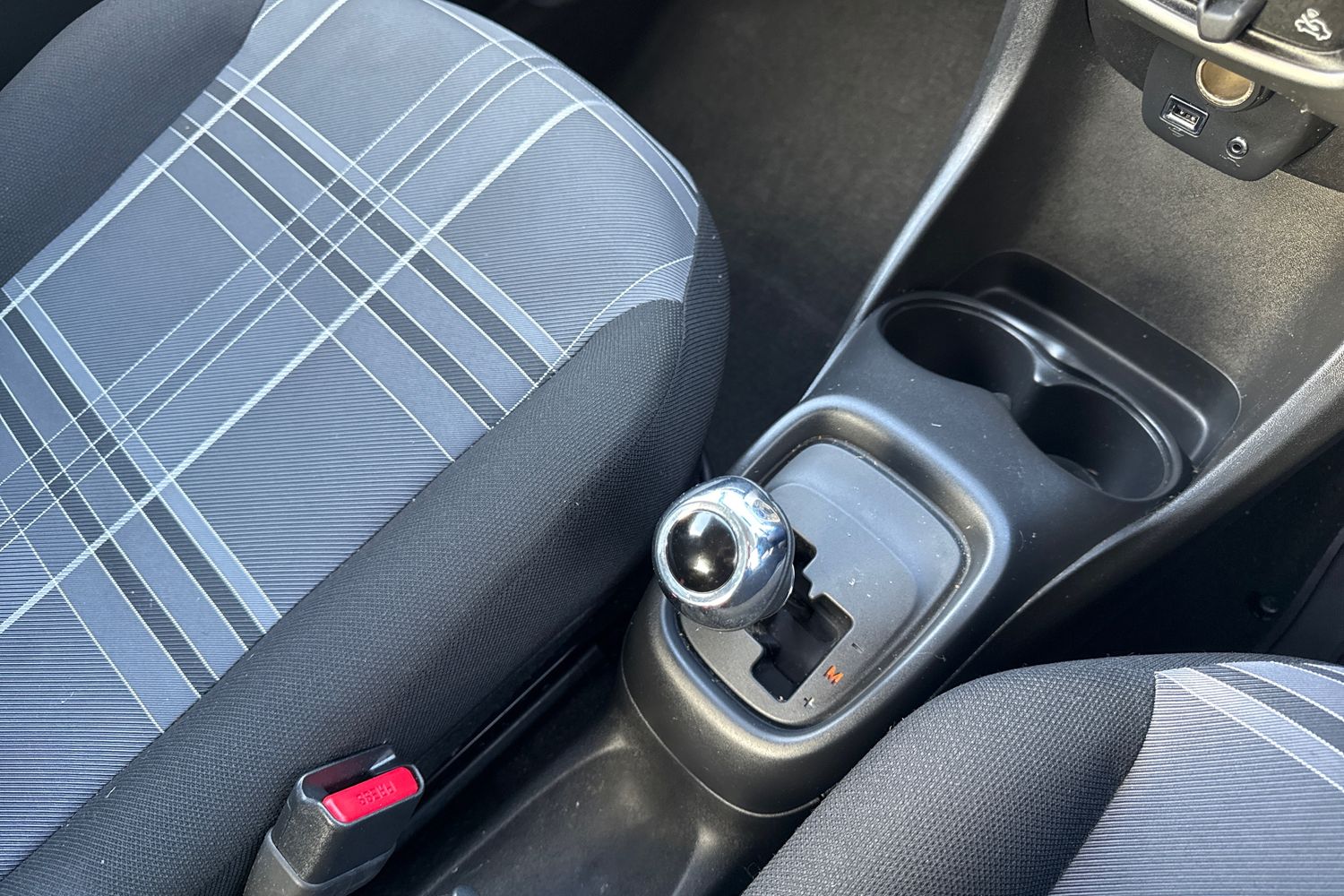 Used Peugeot 108 2016 for sale - 76495237: Photo 22