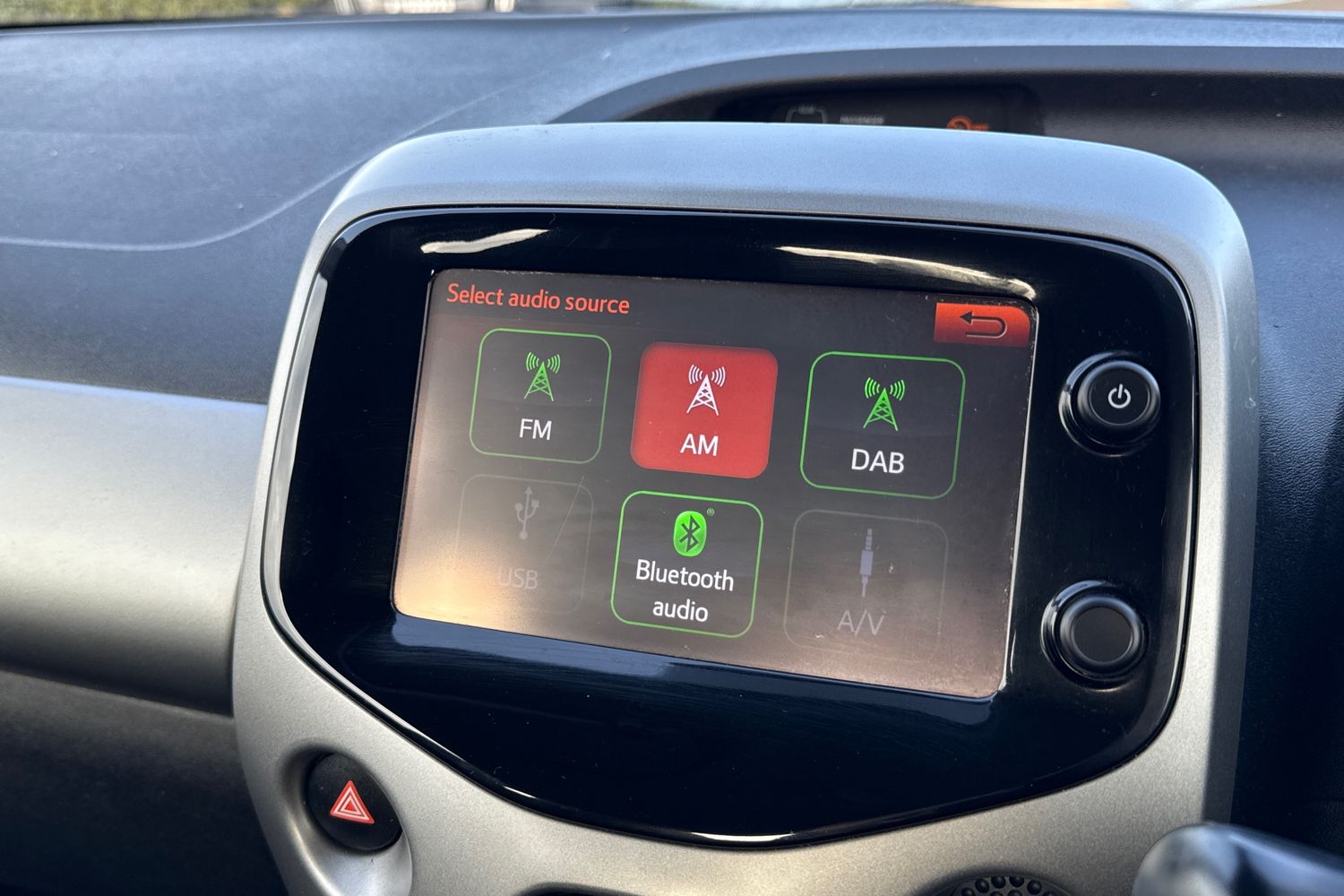 Used Peugeot 108 2016 for sale - 76495237: Photo 37