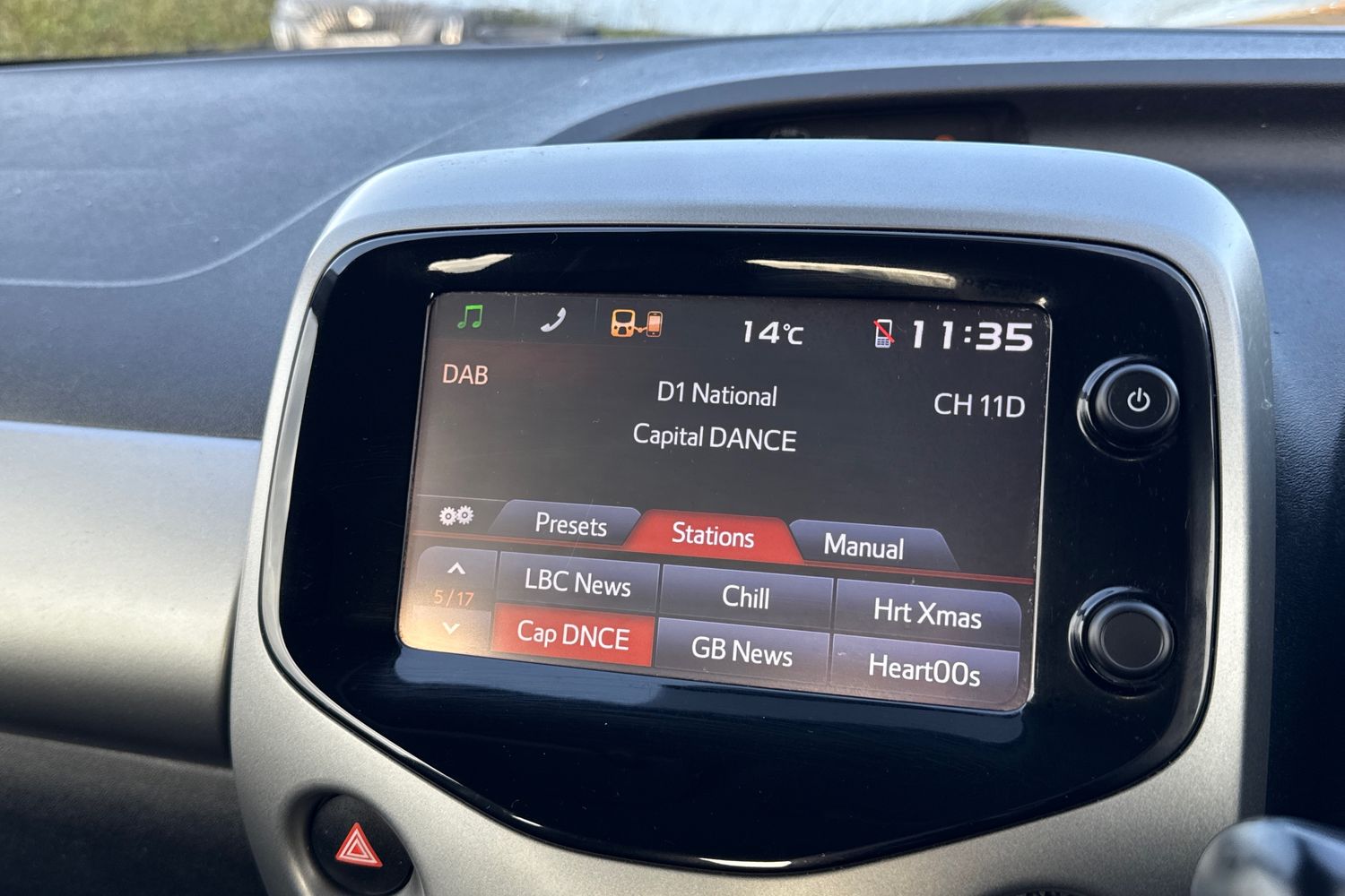 Used Peugeot 108 2016 for sale - 76495237: Photo 38