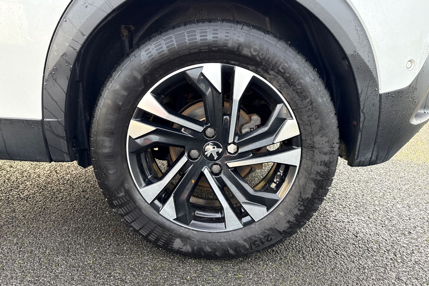 Used Peugeot E-2008 2022 for sale - 76923003: Photo 11