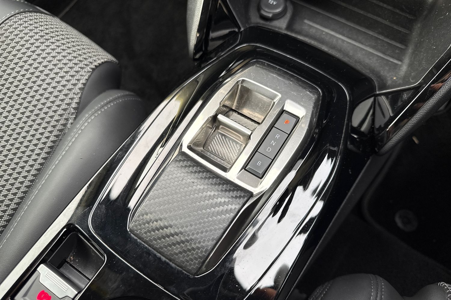 Used Peugeot E-2008 2022 for sale - 76923003: Photo 22